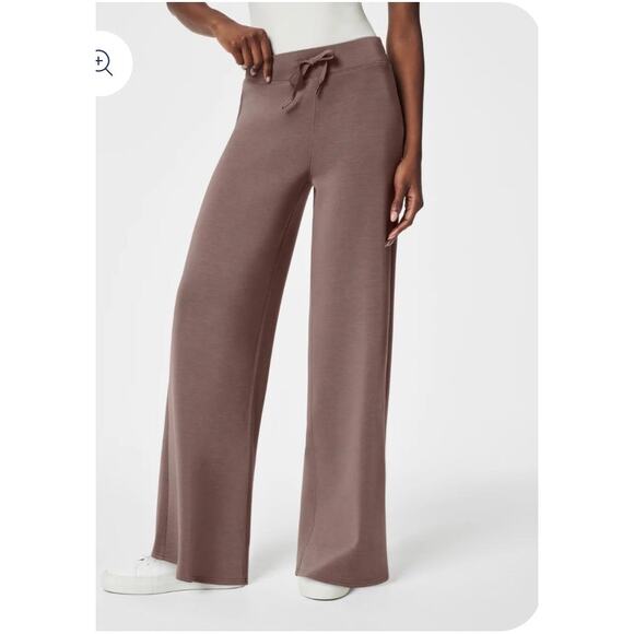 Spanx AirEssentials Wide Leg Pant - Smoke - Picture 1 of 12